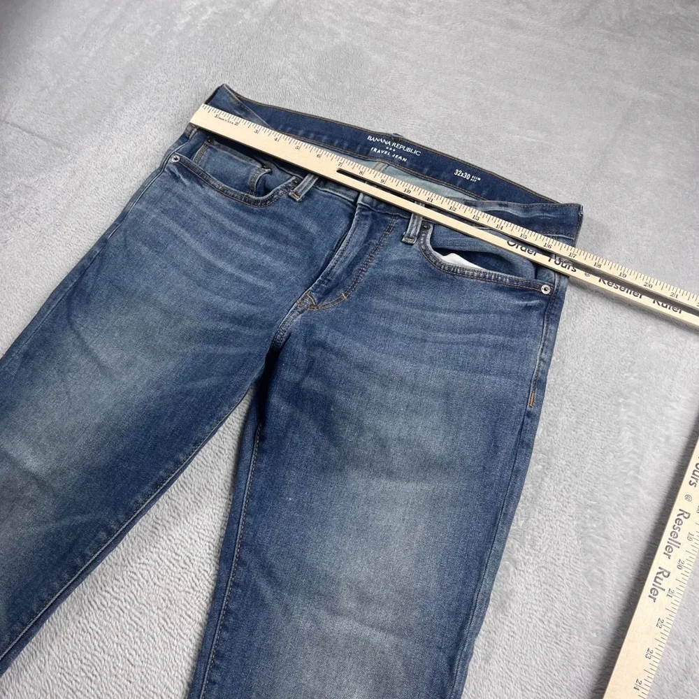Banana Republic Travel Jean Mens 32x30 Slim Fit Medium Wash Blue Denim Pants